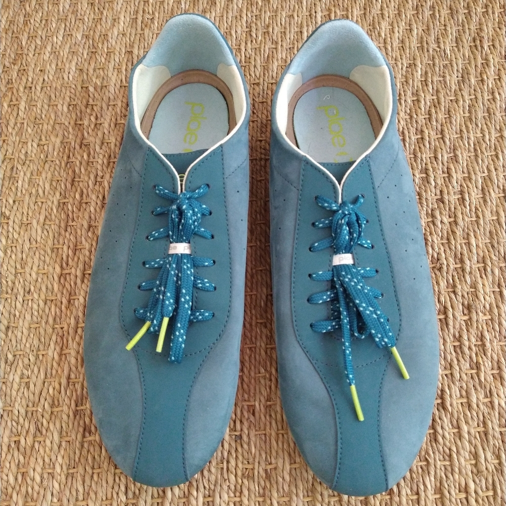 Plae shoes runners ladies